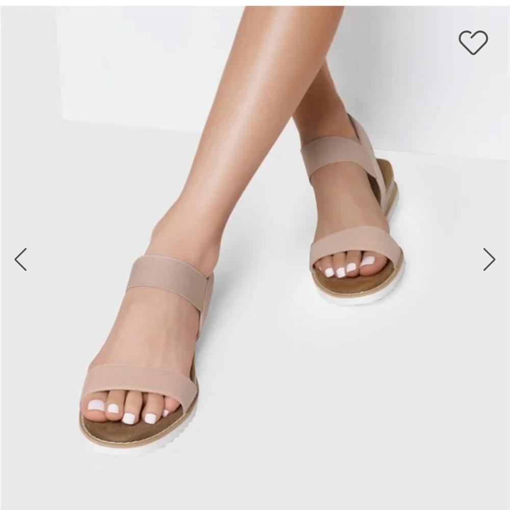 DREAM PAIRS
Ankle Elastic Strap Espadrille Flat
Sandals